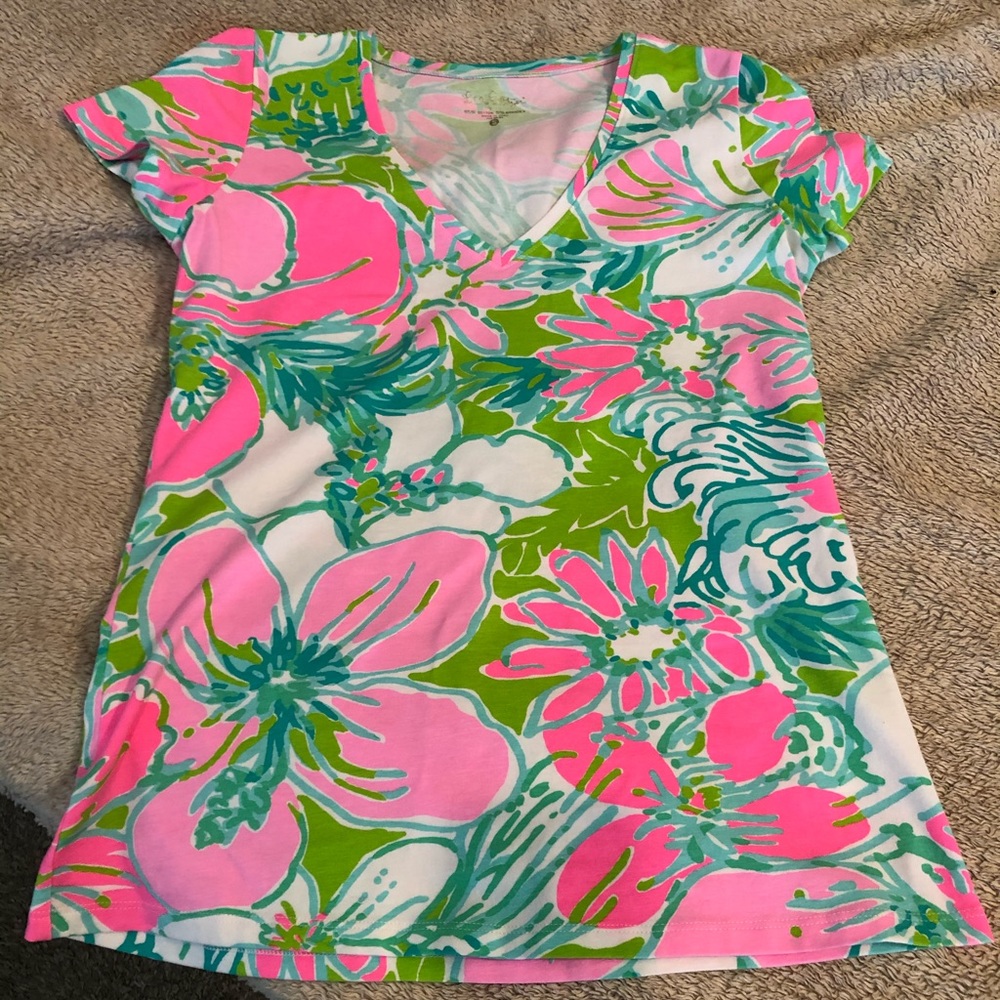 ❌SOLD❌Lilly Pulitzer Shirt Small - Picture 1 of 4